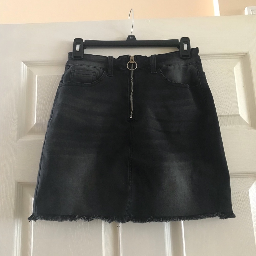 Zip Denim Mini Skirt